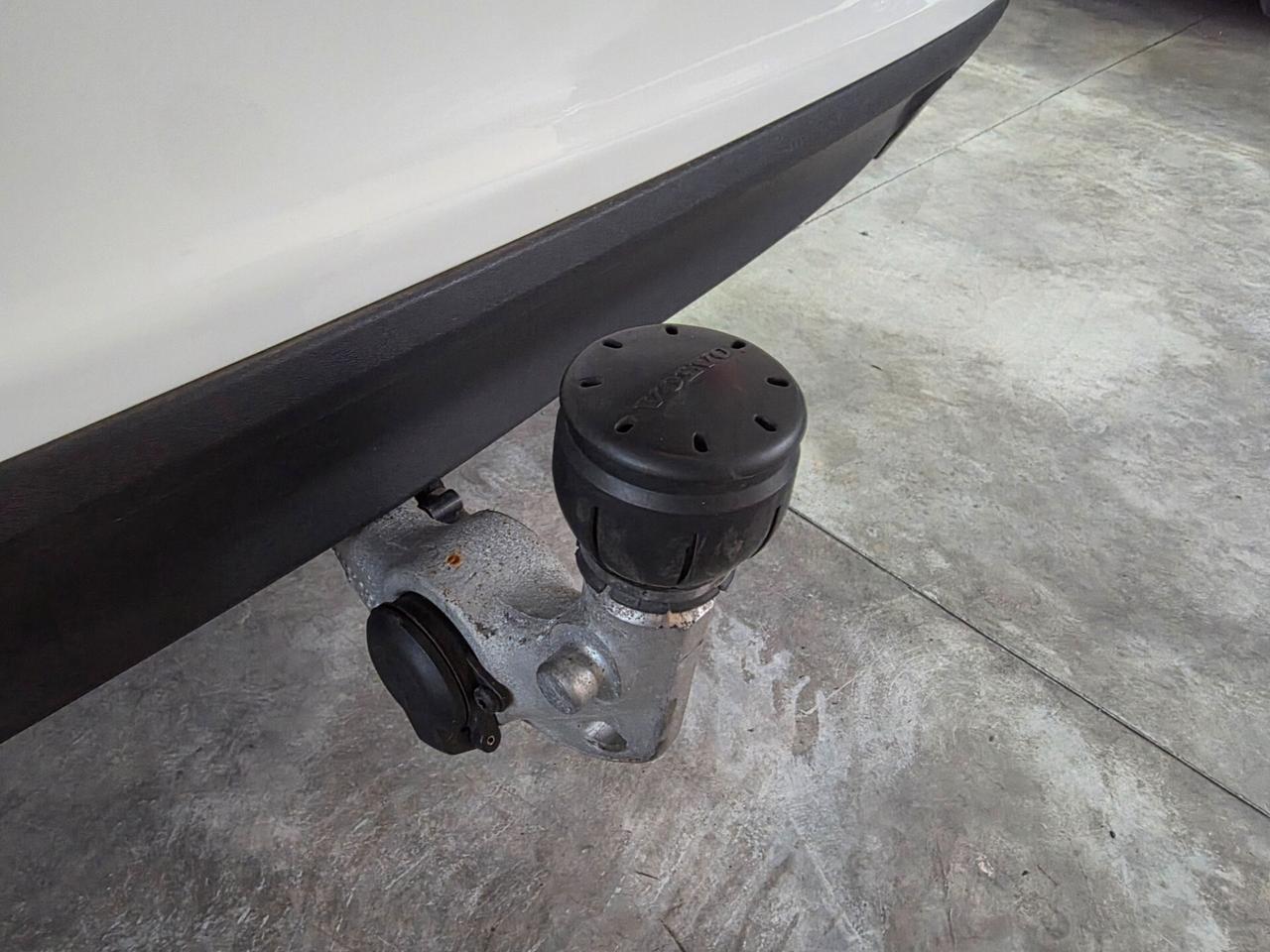 Volvo V60 D4 Geartronic gancio traino, uniproprietario, €6D