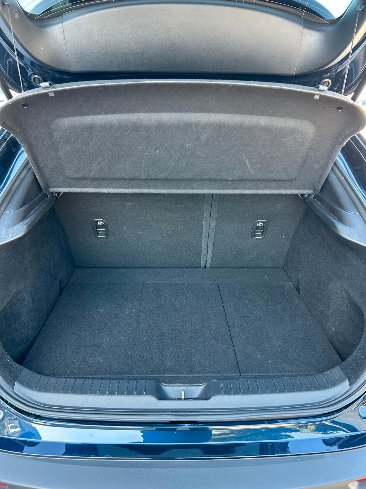 Mazda CX-30 2.0L Skyactiv-G M Hybrid 2WD Exclusive