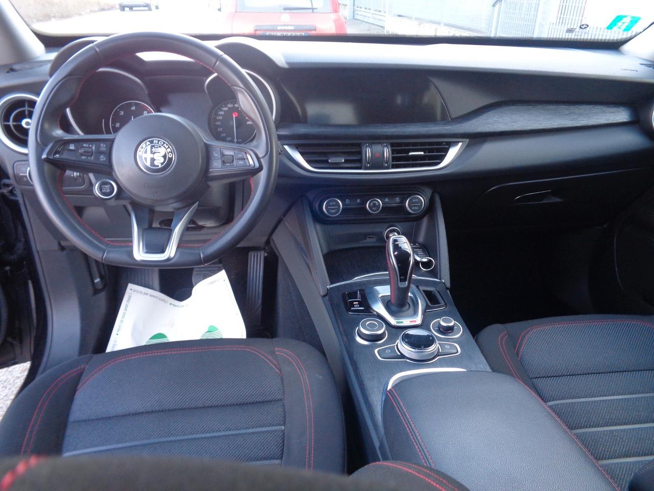 Alfa Romeo Stelvio 2.2 Turbodiesel 190 CV AT8 RWD Business