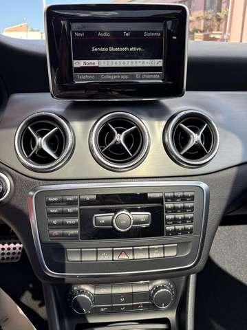 Mercedes-Benz CLA 220 CDI Automatic Premium XENO-TETTO-NAVI-18"