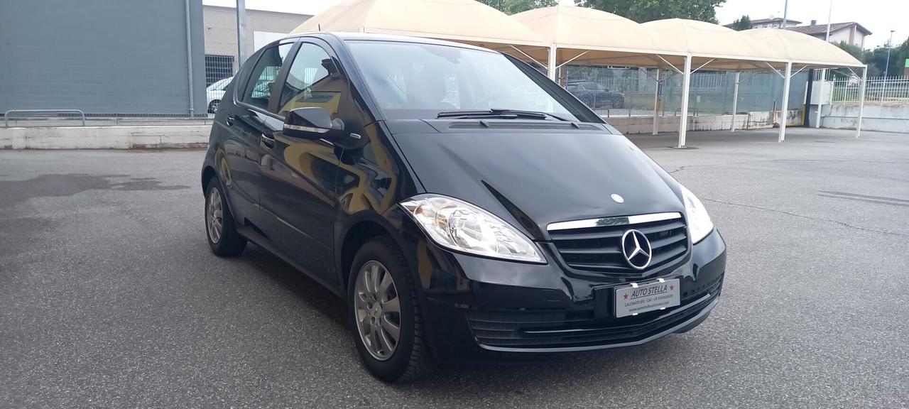 Mercedes-Benz Classe A 160 Benzina cc. 1.5 CV. 95 Cambio Manuale 5 Porte 5 Posti SOLO 62.060 KM. Utilizzabile anche per i Neopatentati.