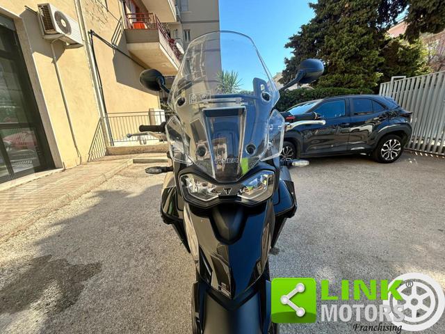 TRIUMPH Tiger 850 Sport .
