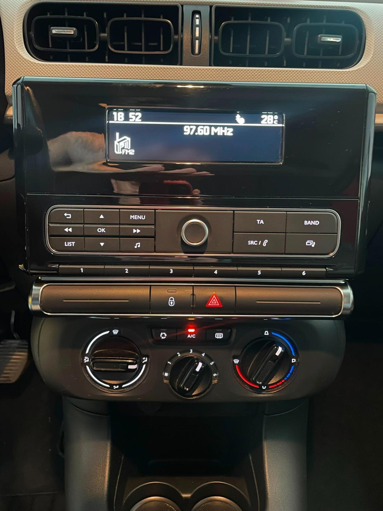 CITROEN C3 1.2 FEEL 83cv