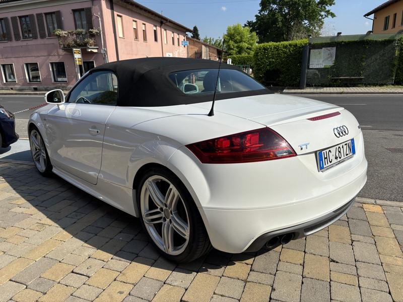 Audi TT Coupe Cabrio 1.8 S-line tfsi XENO-NAVI-19"