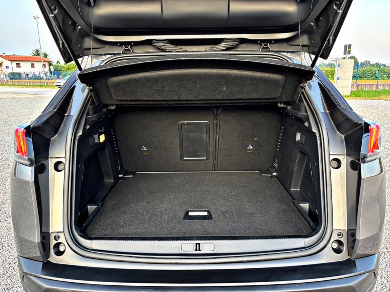 Peugeot 3008 BlueHDi 130 S&S EAT8 Allure Pack