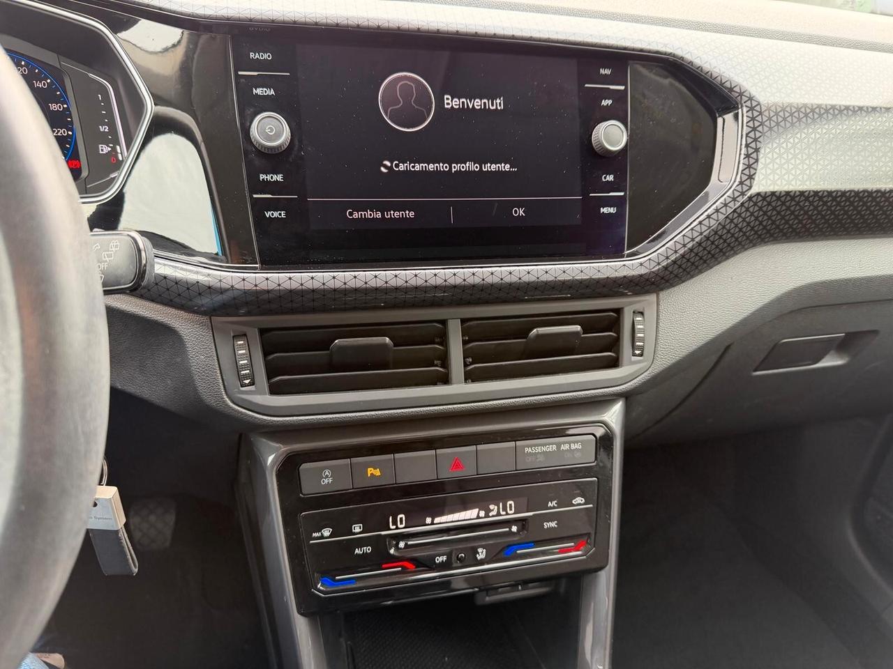 Volkswagen T-Cross 1.0 TSI 110 CV Sport