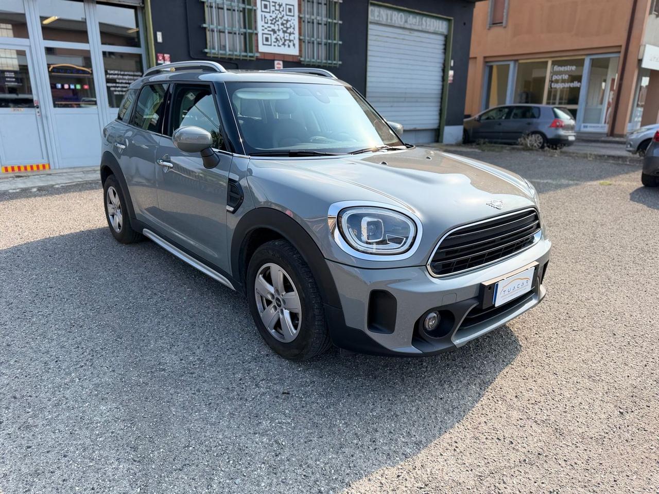Mini Cooper Countryman Essential 1.5 One #11787