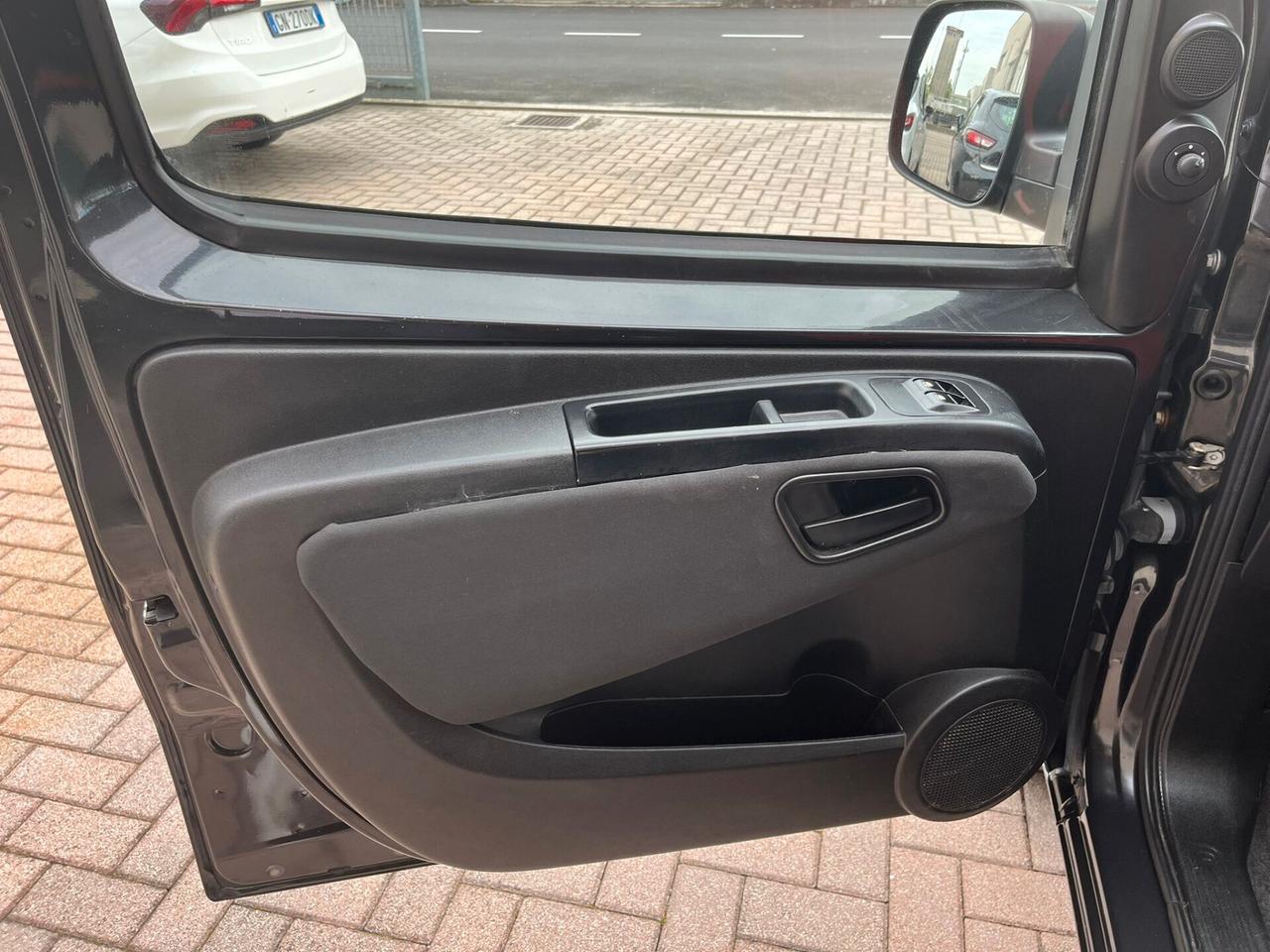 Fiat Qubo 1.3 MJT 95 CV Trekking ok neopatentati