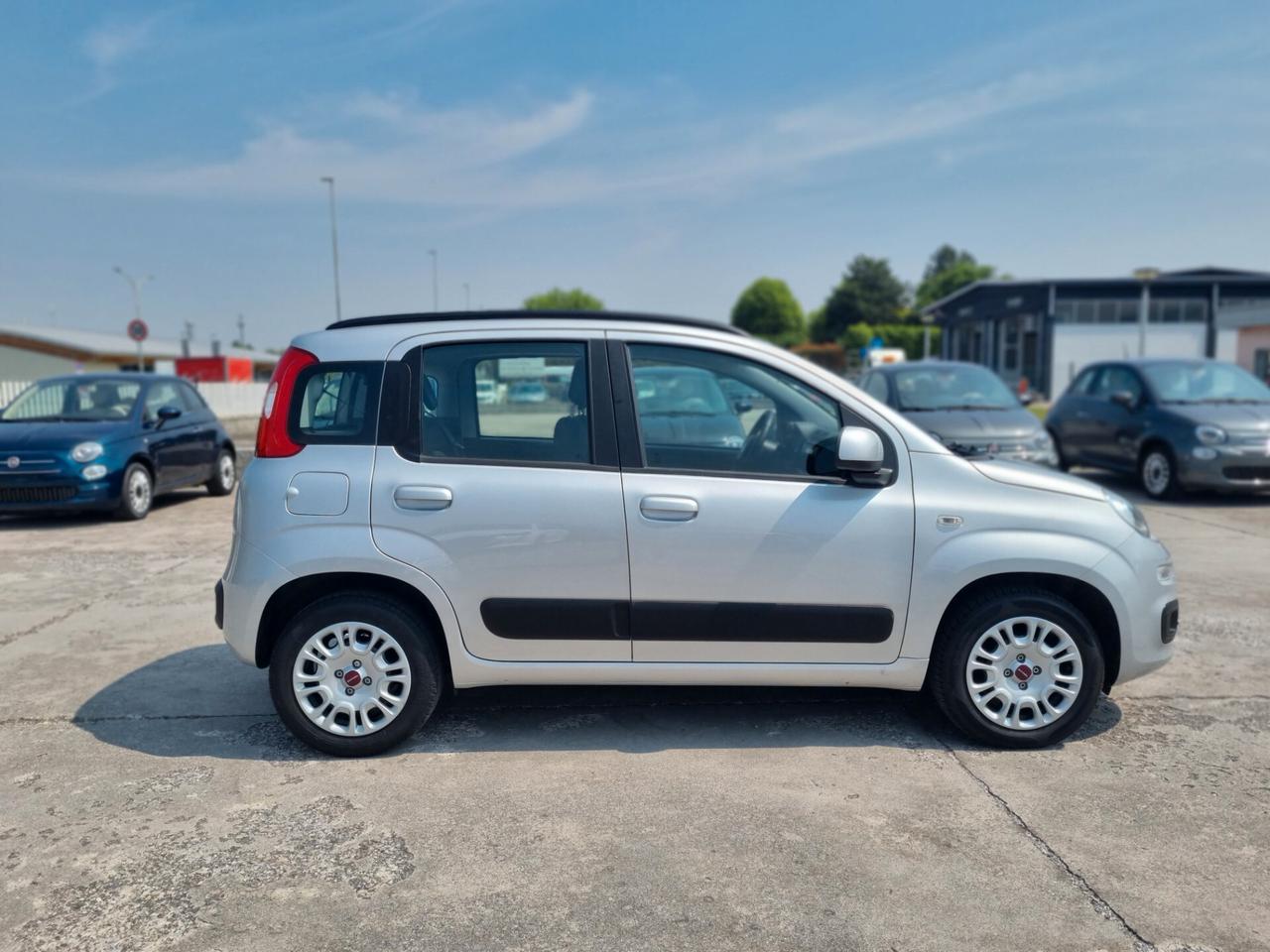 Fiat Panda 1.2 Lounge 5 posti