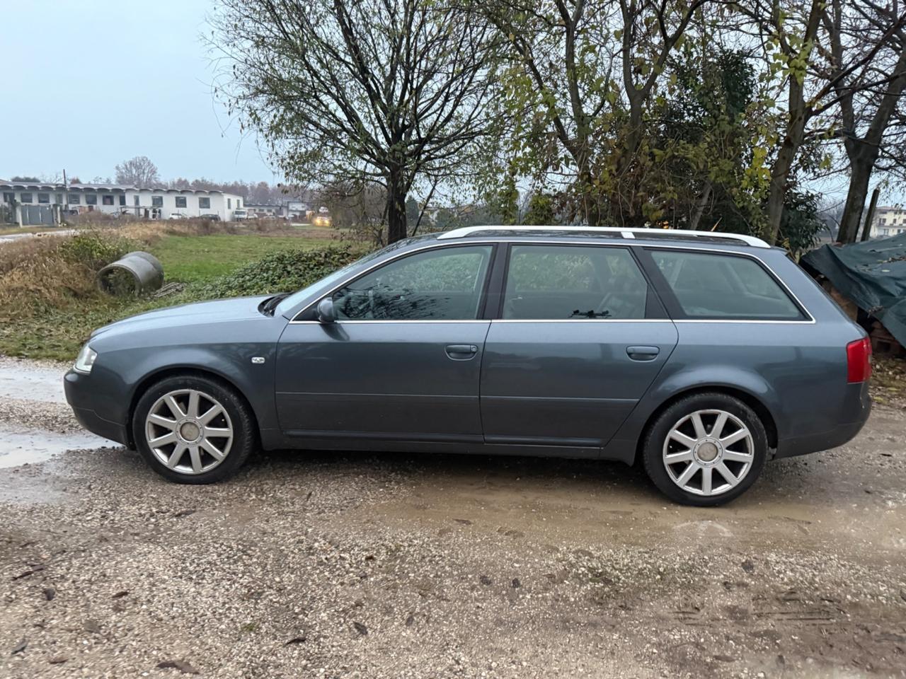 Audi A4 2.5 V6 TDI/180 CV cat Avant quattro