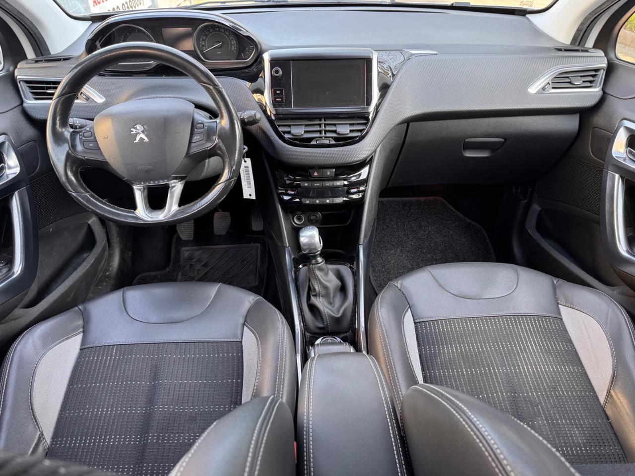 Peugeot 2008 1.6 e-HDi 115 CV neopaten garanzia 12 mesi