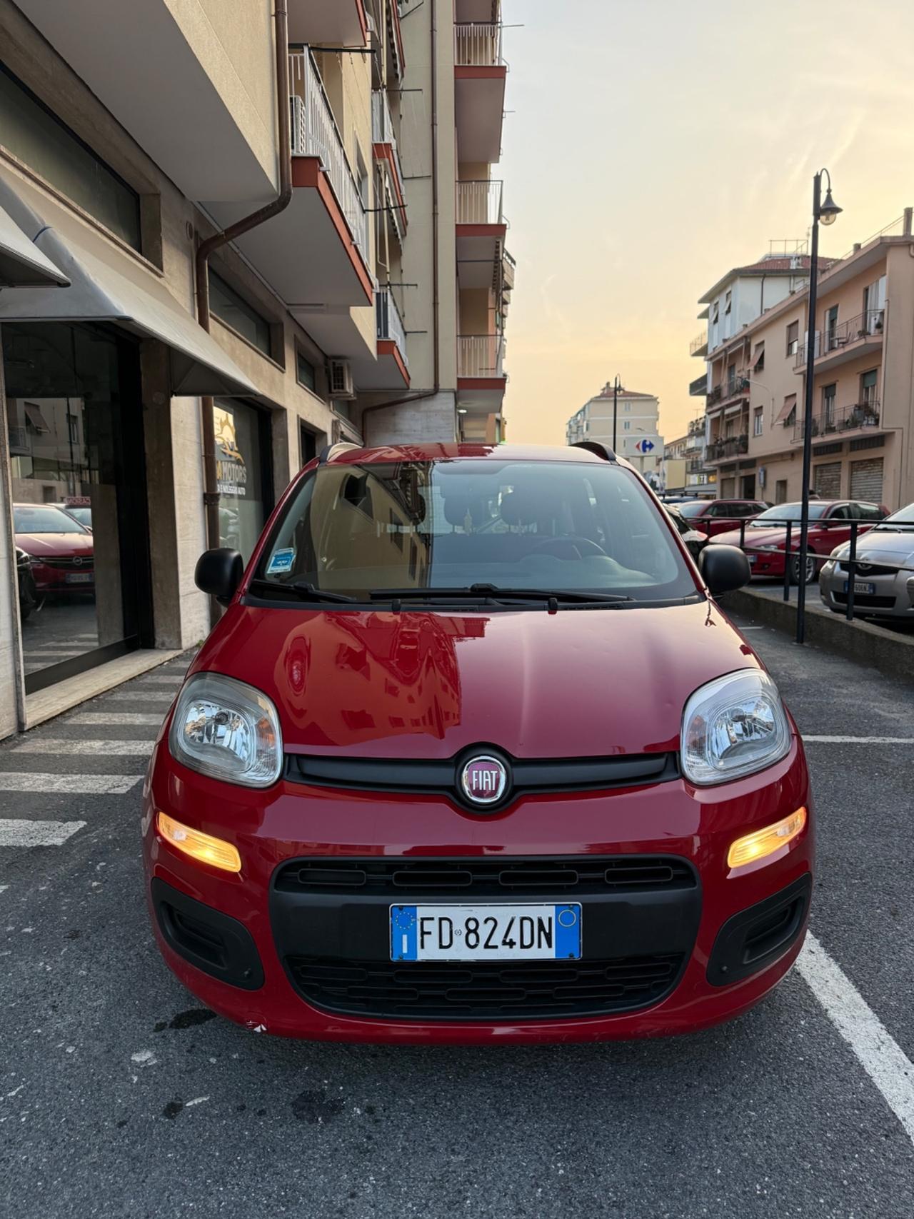Fiat Panda 1.0 FireFly S&S Hybrid Pandina