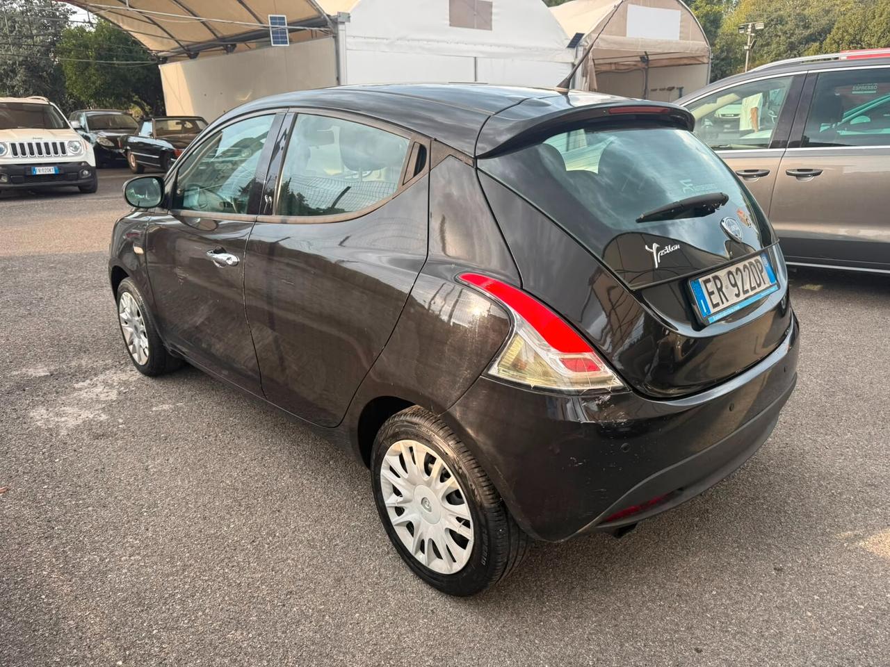Lancia Ypsilon 1.3 Mjet (consuma olio)