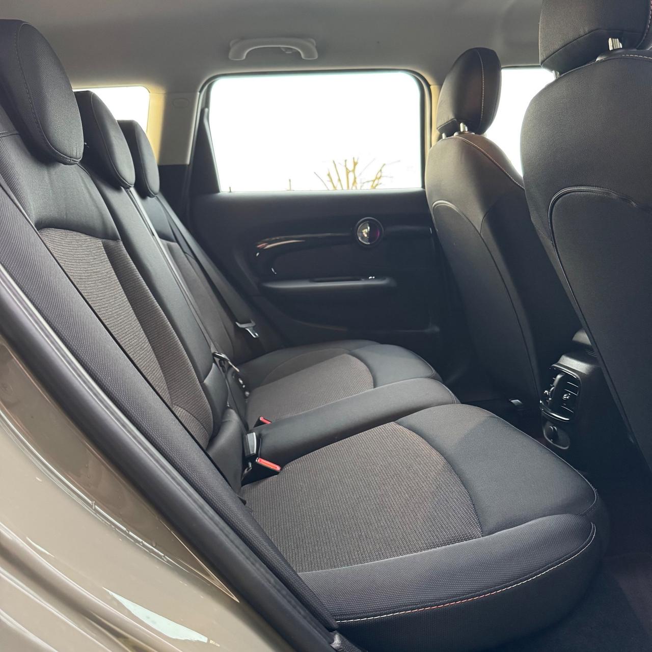 Mini Cooper D Clubman 2.0 Business Automatica Anno 2018