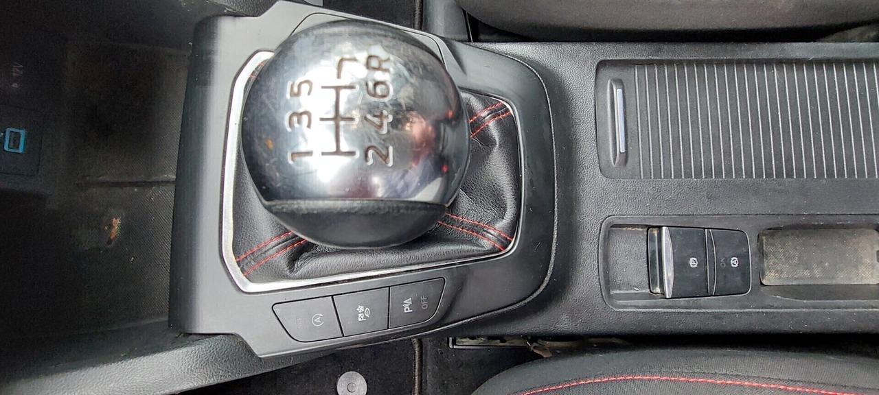 FOCUS 1,0 IBRIDA/BENZINA 130 CV-ST LINE NAVI TELEFONO LEGA SENSORI RETROCAMERA FULL FULL