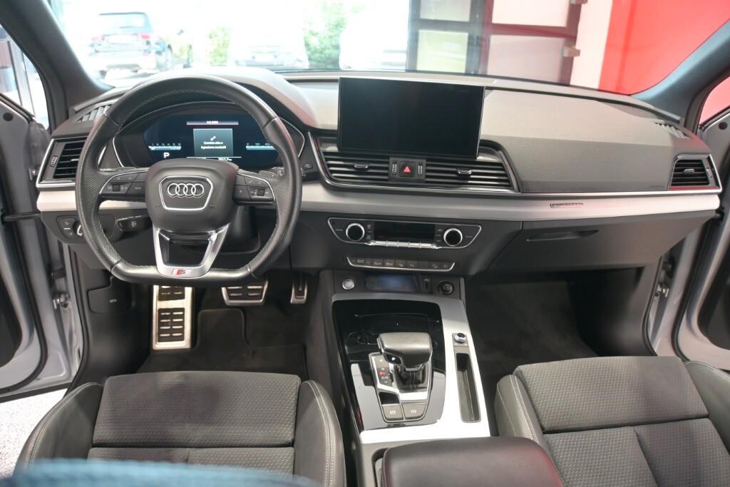 AUDI Q5 40 TDI 204CV S-TRONIC QUATTRO S-LINE PLUS ( FARI LED - VIRTUAL COCKPIT - TETTO PANORAMICO APR. - CRUISE - CLIMA TRIZONA - NAVI - PARK ASSIST - TELECAMERA 360 - CERCHI 20 ) KM 32000
