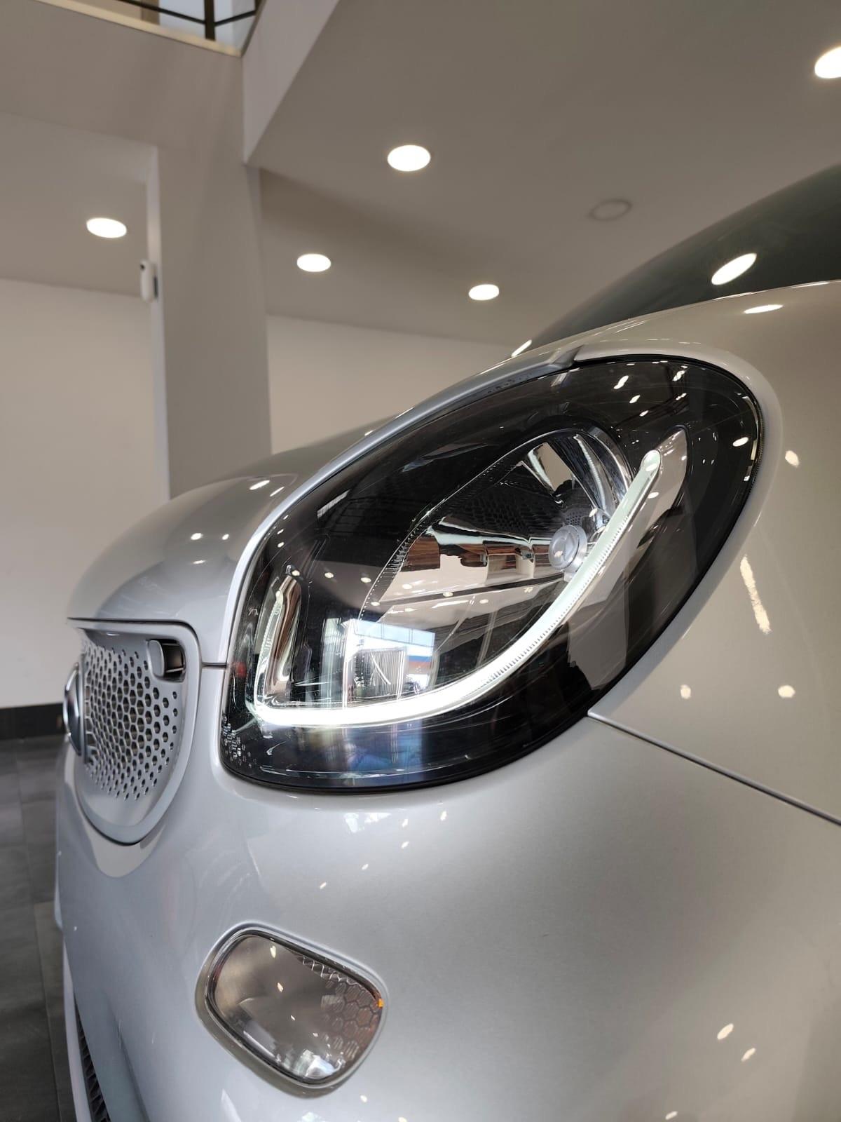 Smart ForTwo TWINAMIC 15.000km