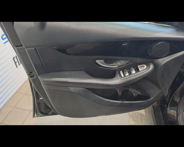 MERCEDES-BENZ GLC 220 d Executive 4matic auto