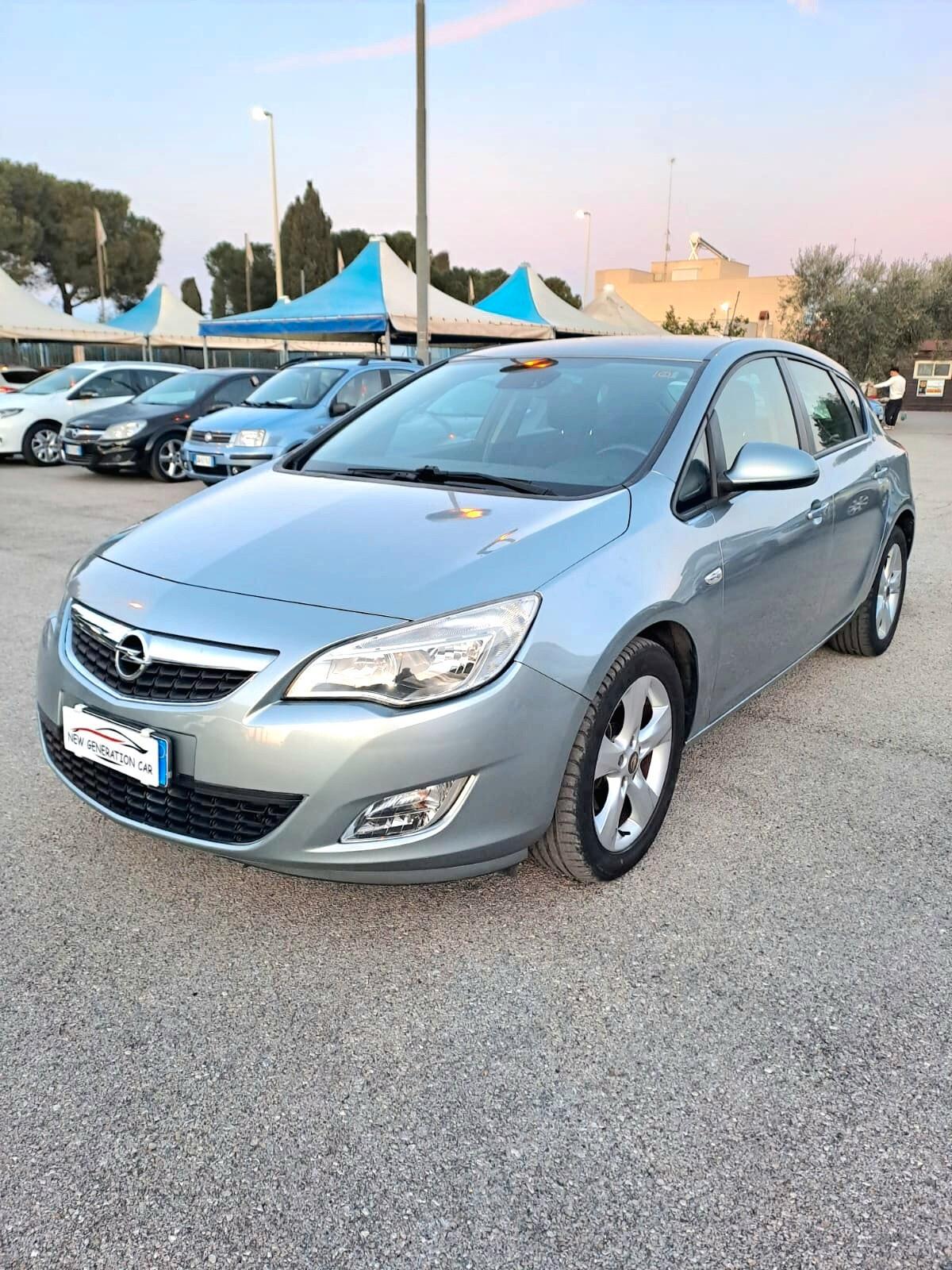 Opel Astra 1.7 CDTI 110CV 5 porte Elective