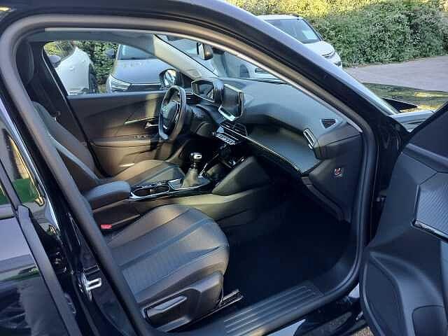 Peugeot 2008 BlueHDi 110 S&S Allure Pack