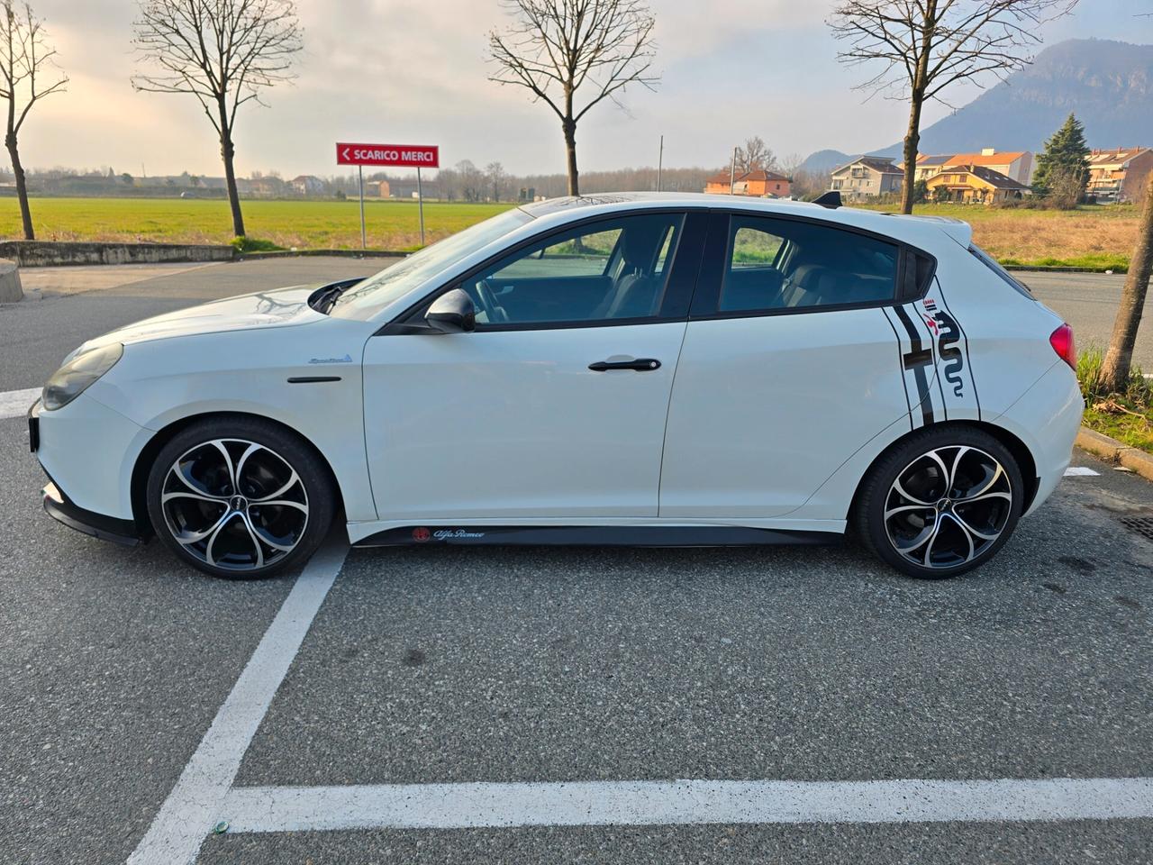 Alfa Romeo Giulietta 1.4 Turbo Veloce Omologata a libretto