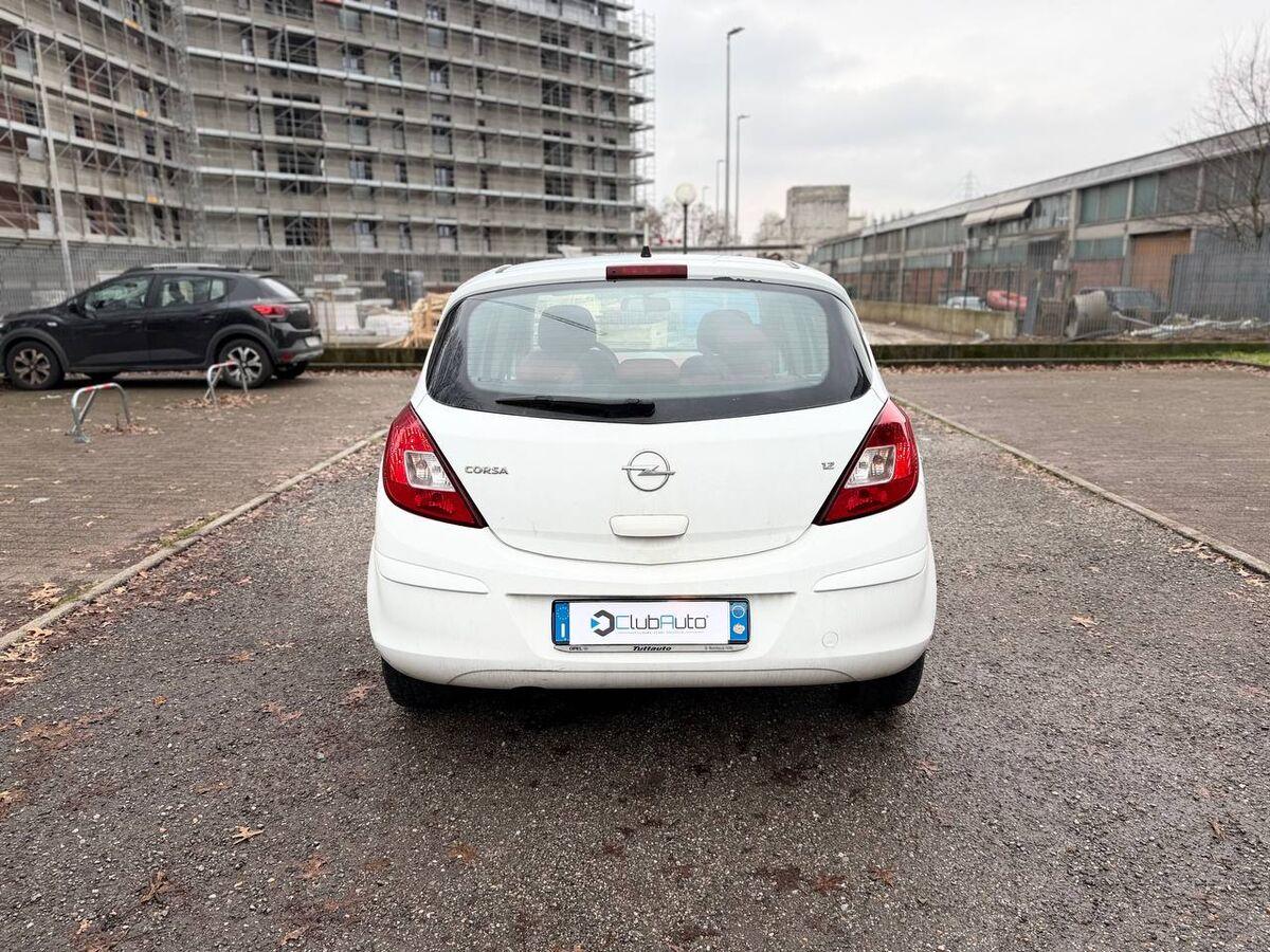 Opel Corsa 1.2 Enjoy 5p
