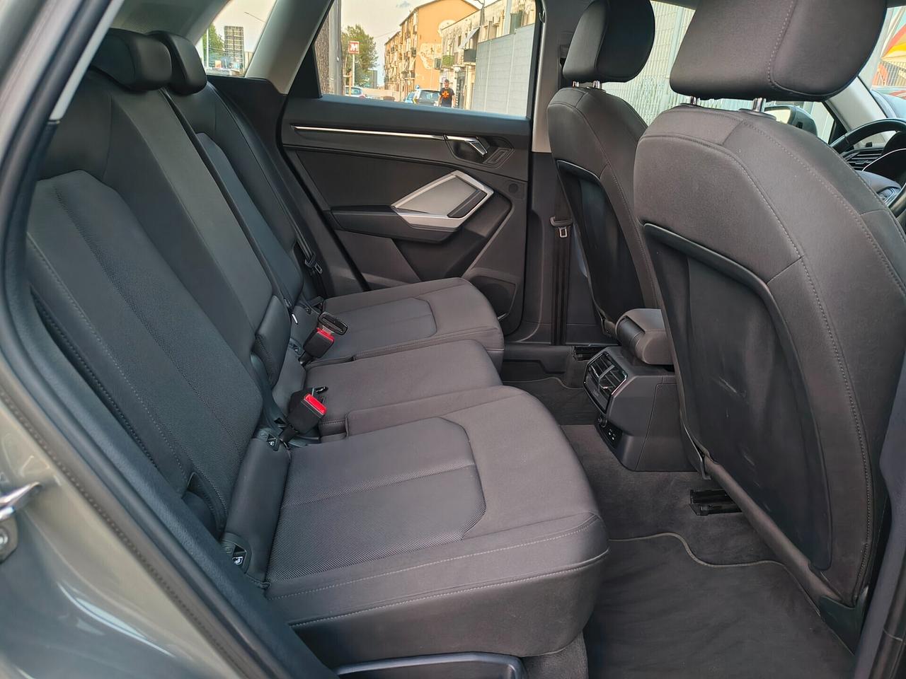 AUDI Q3 2.0 DIESEL ANNO 2021 AUTOMATICA 150 CV