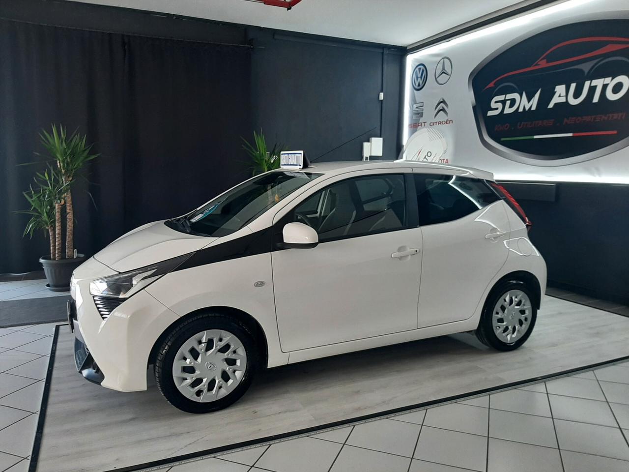 Toyota Aygo 1.0 VVT-i 72 CV 5 porte x-cite