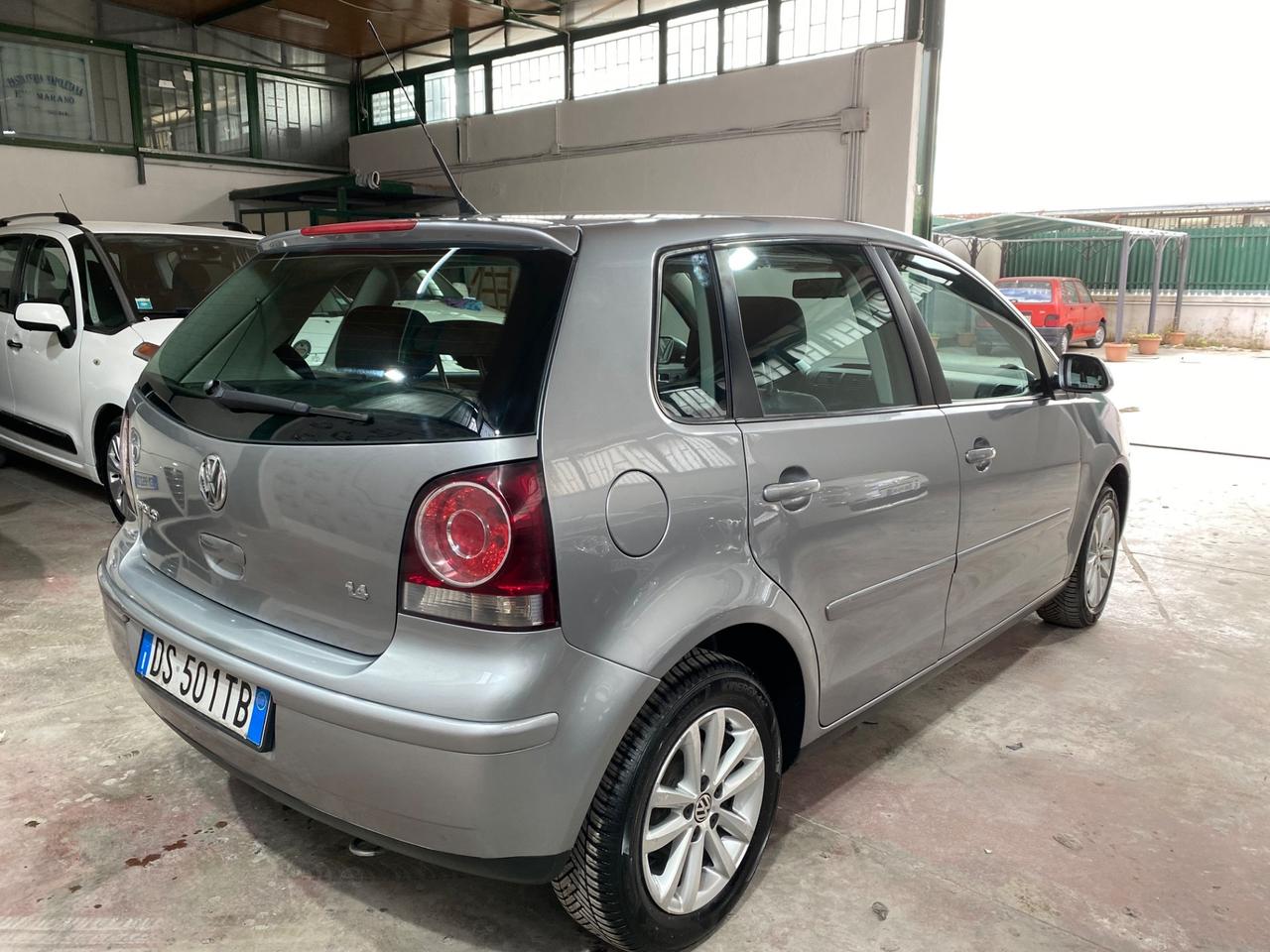 Volkswagen Polo 1.4/80CV 16V 5p GPL