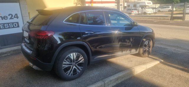 MERCEDES-BENZ GLA 180 Automatic Executive