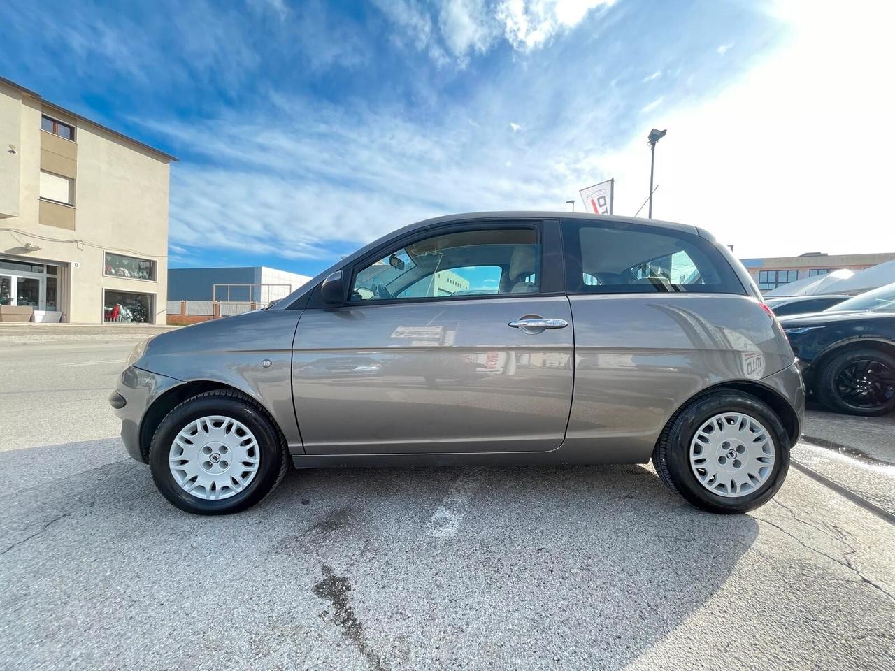 Lancia Ypsilon 1.3 Multijet 16V Platino