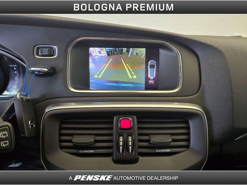 Volvo V40 T3 Geartronic R-design