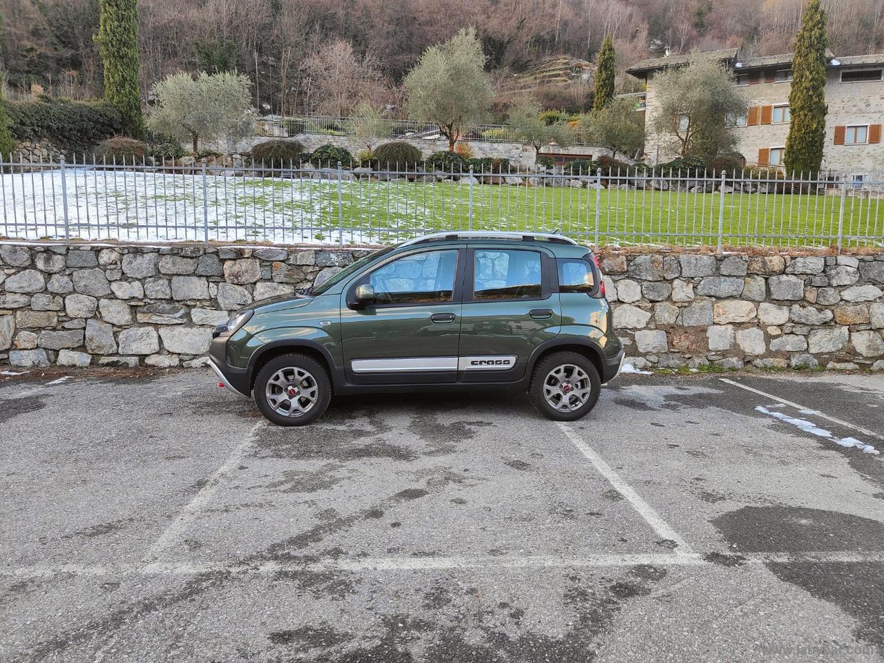 FIAT Panda Cross 4x4 GANCIO TRAINO
