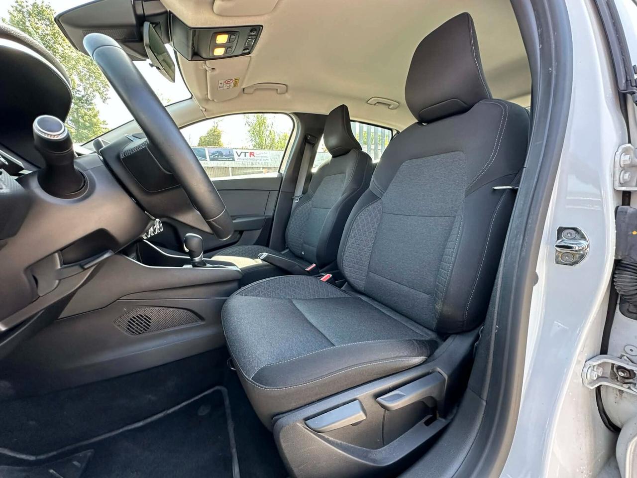 Renault Clio Full Hybrid E-Tech 140 CV 5 porte Intens