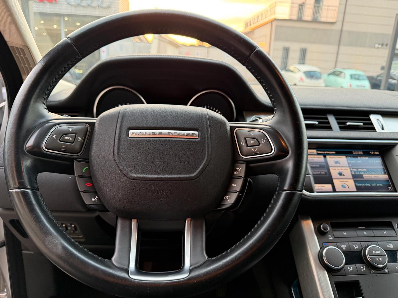 Land Rover Range Evoque 2.2 TD4 5p. Prestige