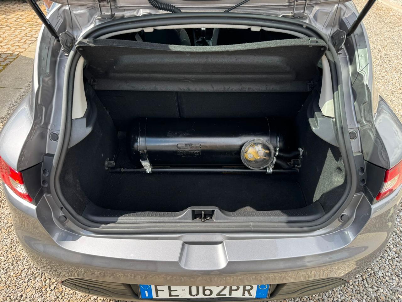 Renault Clio 1.2 75CV GPL 5 porte Authentique NEOPATENTATI