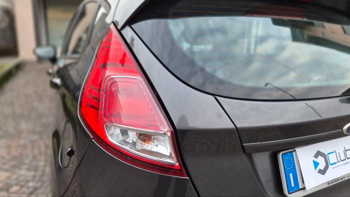 Ford Fiesta 1.5 tdci Business 75cv 5p