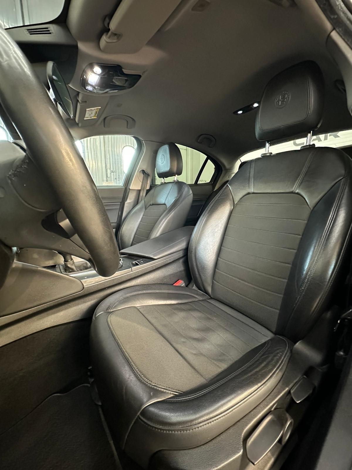 Alfa Romeo Giulia 2.2 180cv super