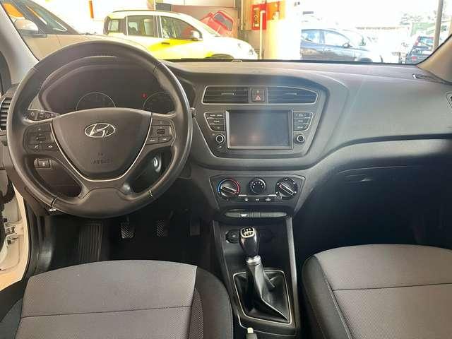 Hyundai i20 i20 II 2018 5p 1.2 mpi Connect econext Gpl 73cv