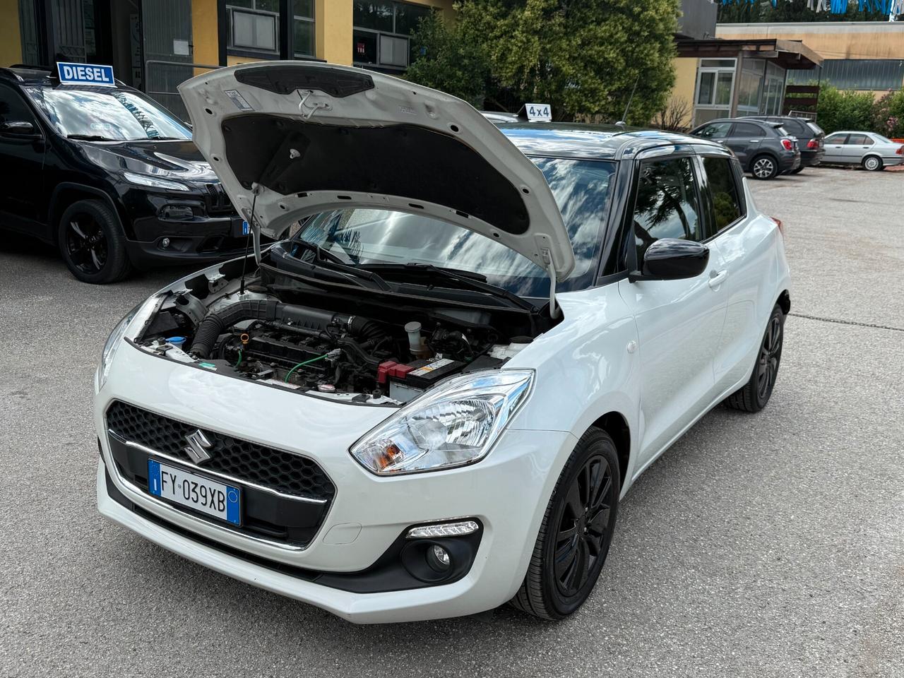 " DA VETRINA " Suzuki Swift 1.2 Hybrid Cool