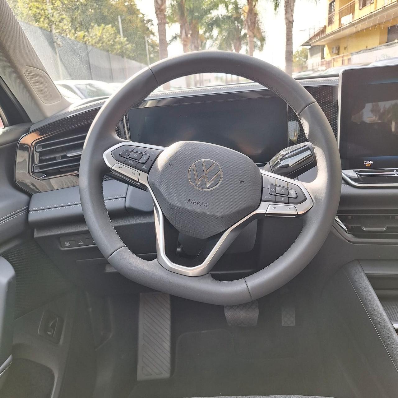 Nuova Volkswagen Tiguan 2.0 TDI 150CV DSG Edition Plus