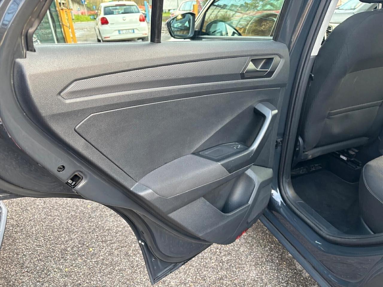 Volkswagen T-Roc 1.6 TDI SCR Advanced OK Neopatentati