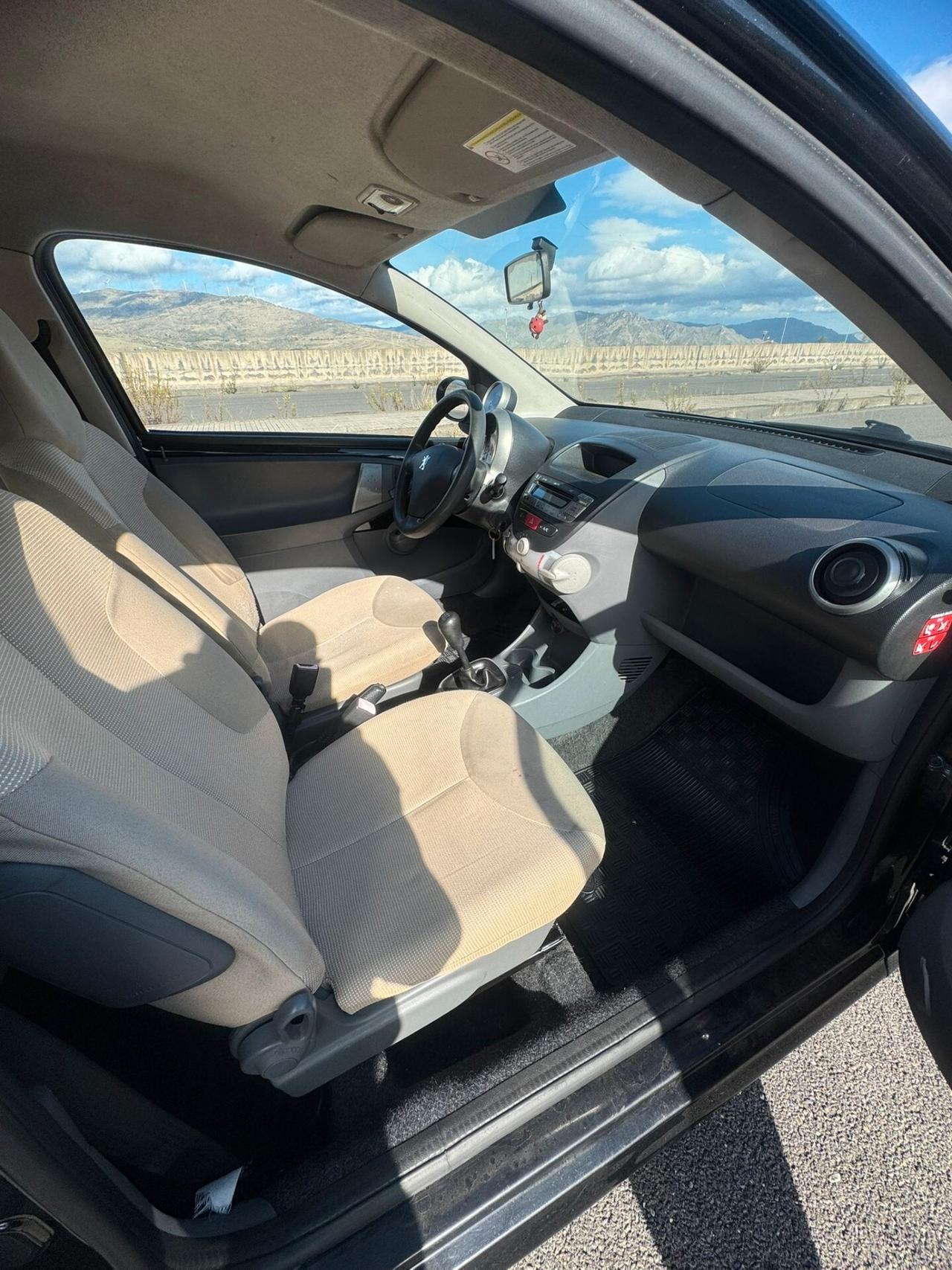 Peugeot 107 1.4 HDi 3p. Sweet Years