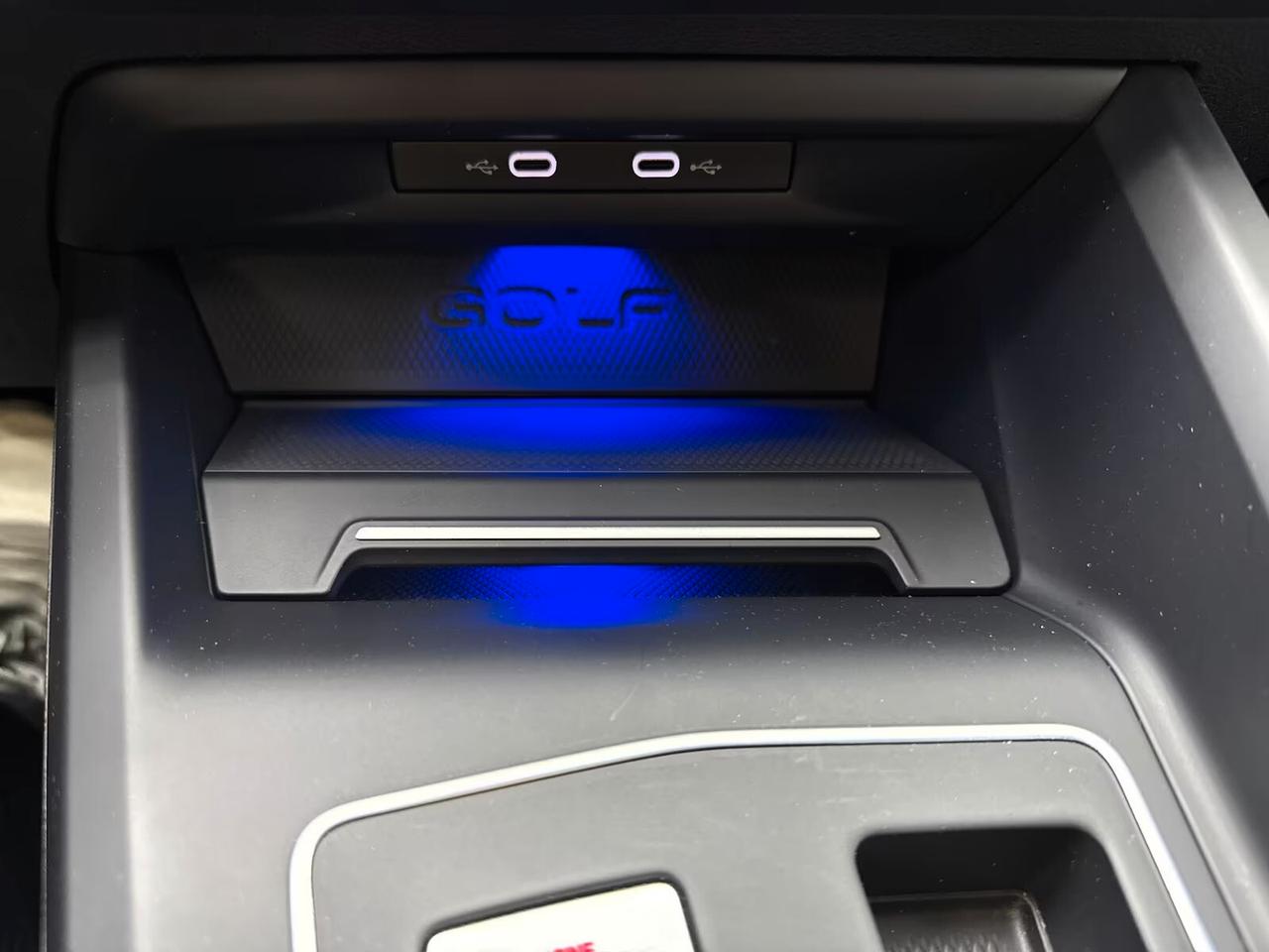 Volkswagen Golf 1.4 Plug-In Hybrid DSG GTE 245 full ,led ,