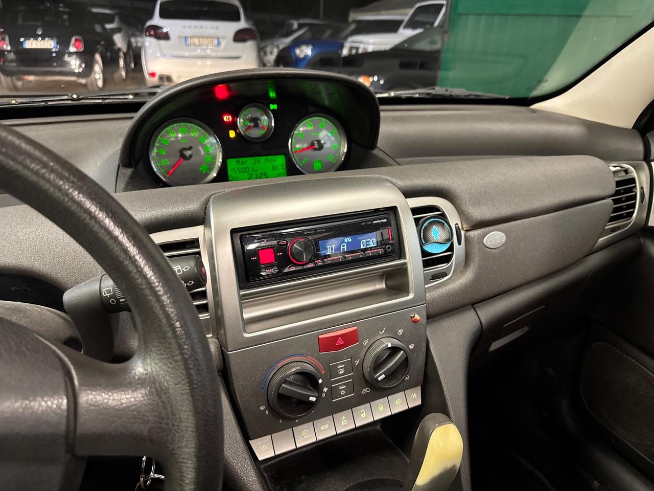 Lancia Ypsilon 1.3 MJT 90 CV diesel AUTOMATICA