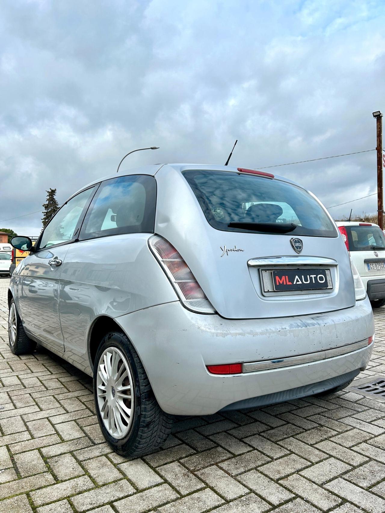 Lancia Ypsilon 1.2 Platino - OK NEOPATENTATO