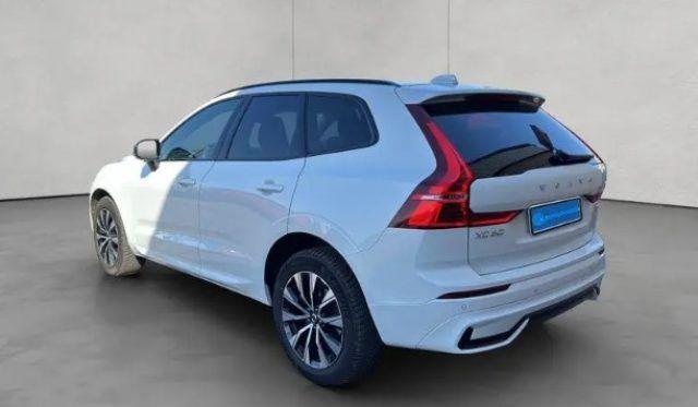 VOLVO XC60 B4 (d) AWD automatico Plus Dark N1Autocarro