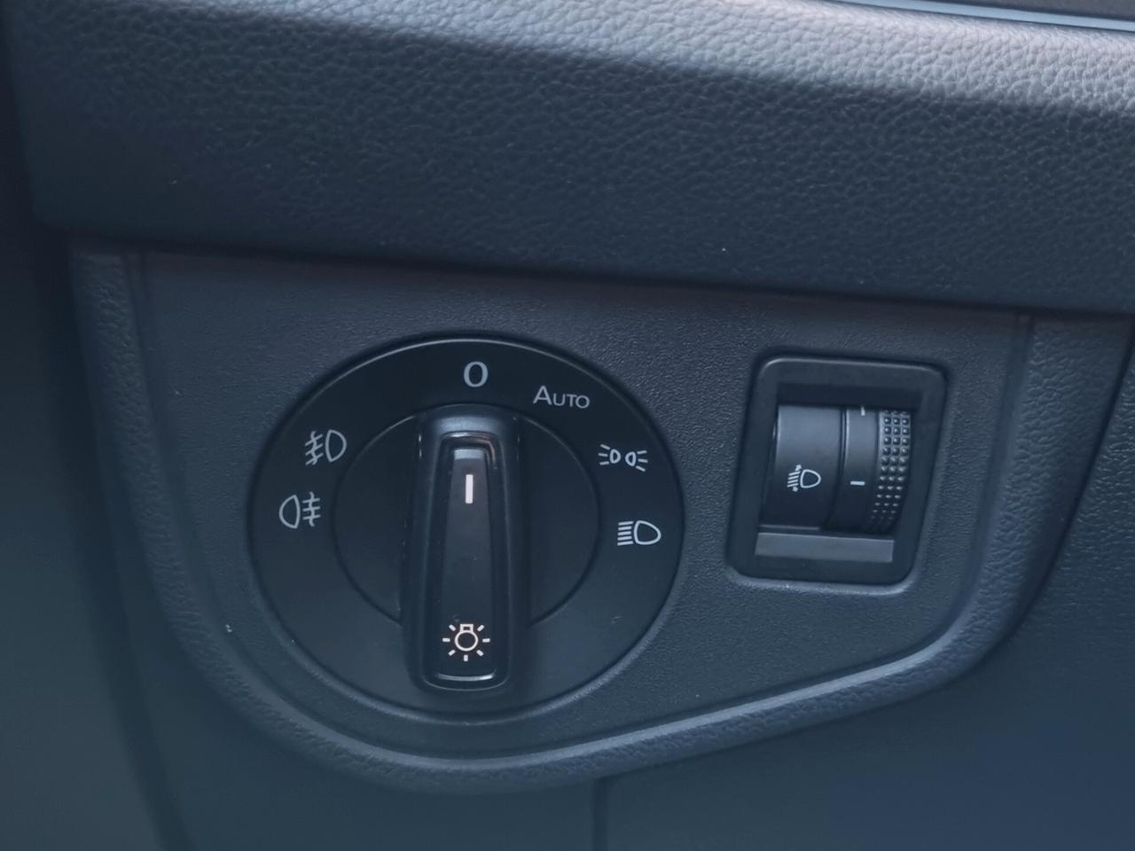 Volkswagen Taigo 1.0 tsi R-Line 110cv dsg