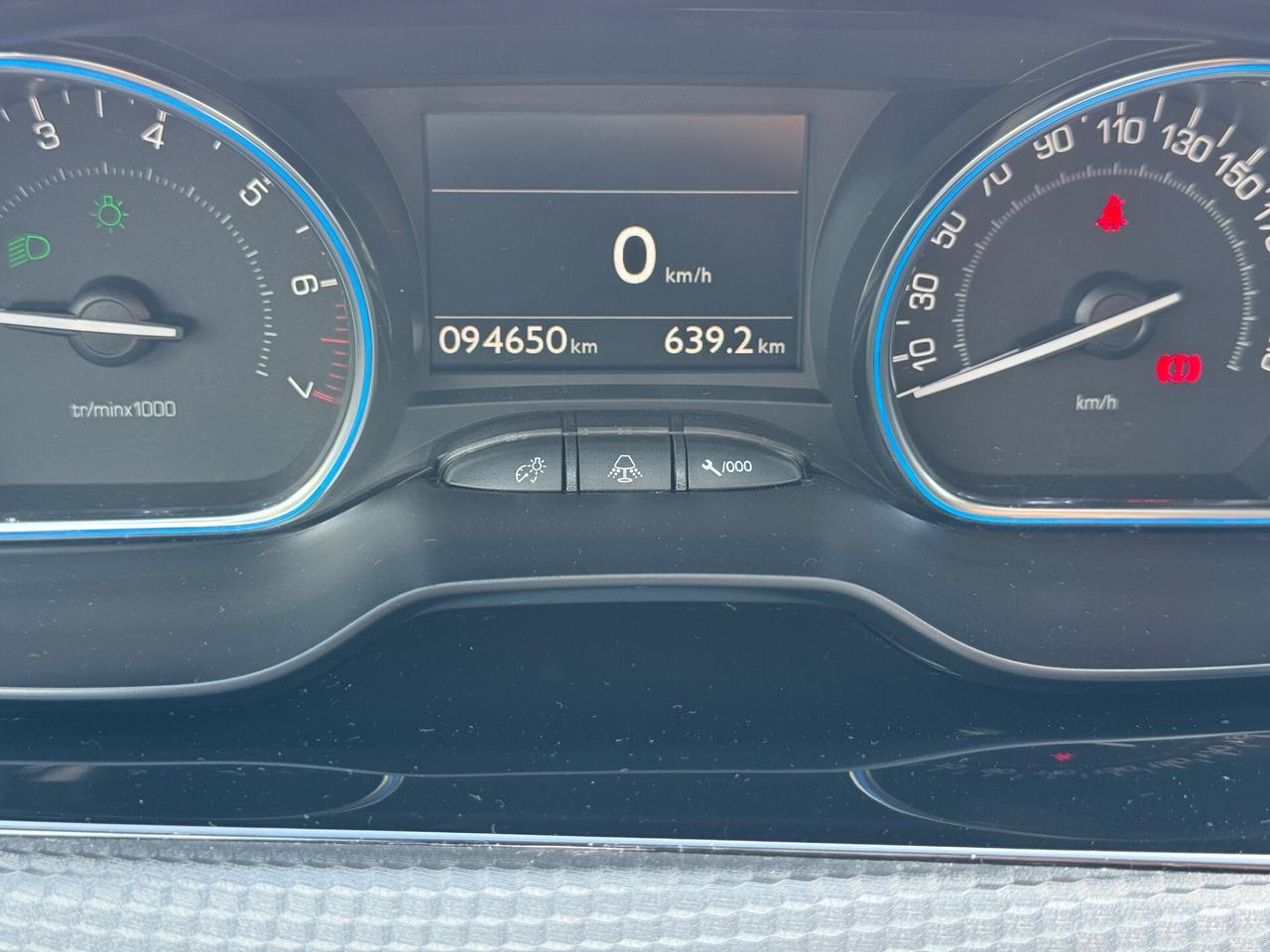 Peugeot 2008 PureTech Turbo 110 S&S Black Matt OK NEOPATENTATI