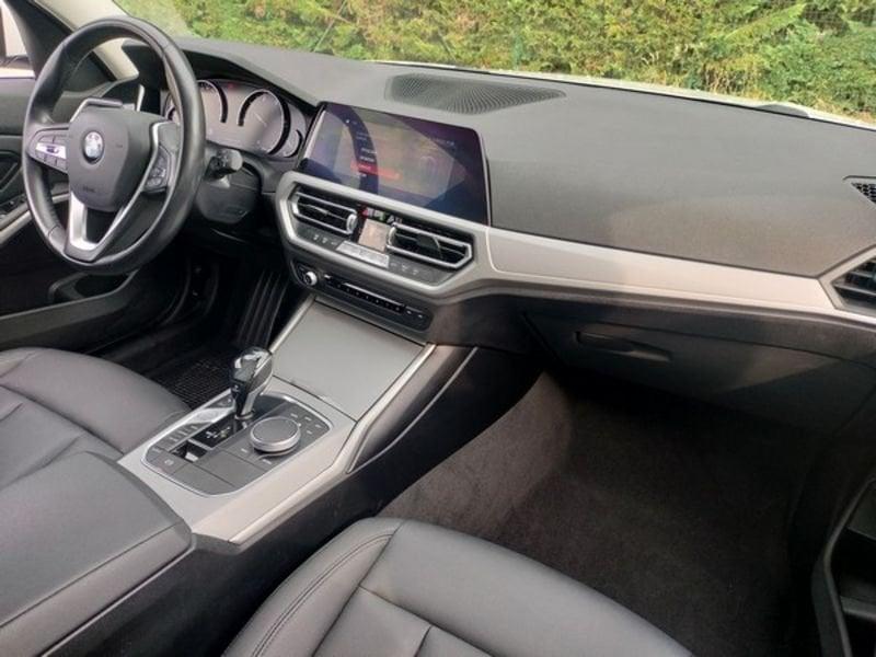 BMW Serie 3 318d Touring Business Advantage aut.
